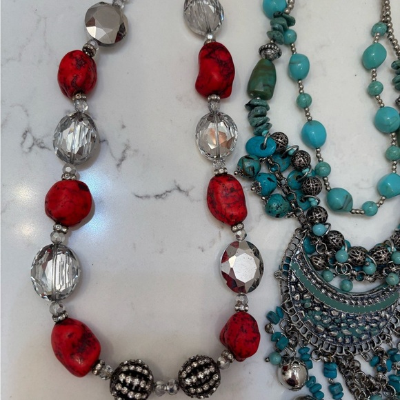 *BUNDLE OF 2* Turquoise and Red Beaded Necklace Set - Picture 3 of 6